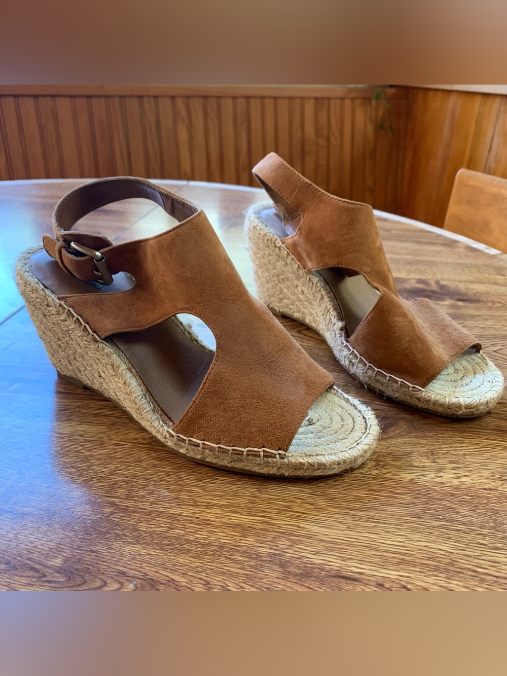 Susina Brown Suede Espadrille Wedge Sandals size 8